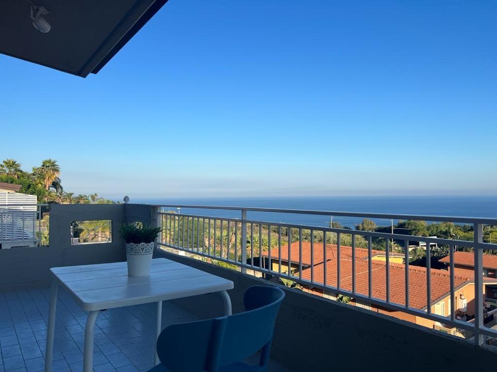 Villa Lattea Aci Trezza Exterior photo