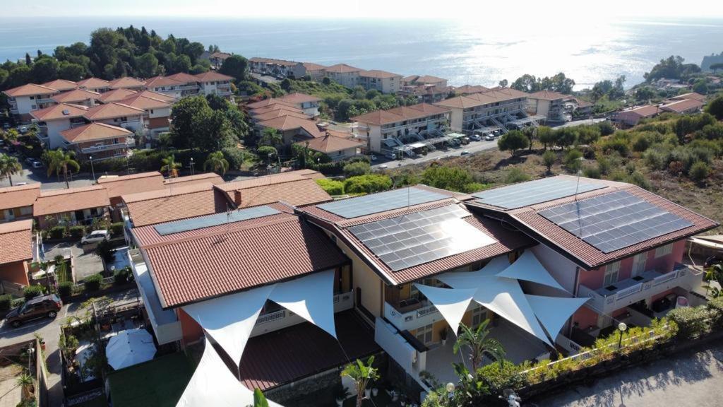 Villa Lattea Aci Trezza Exterior photo